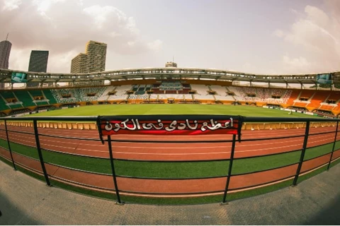 سفير مصر في كوت ديفوار يكشف.. ماذا ينتظر الأهلي أمام ستاد أبيدجان؟